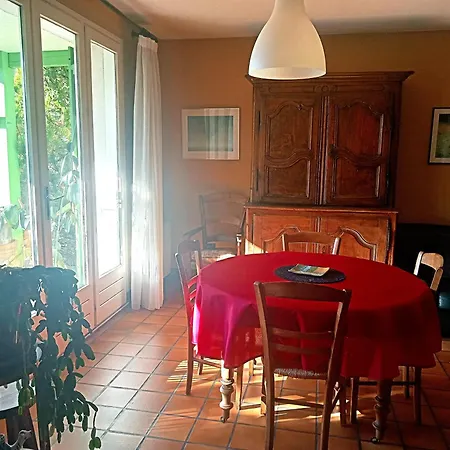 Charmante Maison Pres De La Foret De Chataigniers Ceyrat