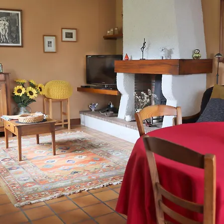 Charmante Maison Pres De La Foret De Chataigniers Ceyrat
