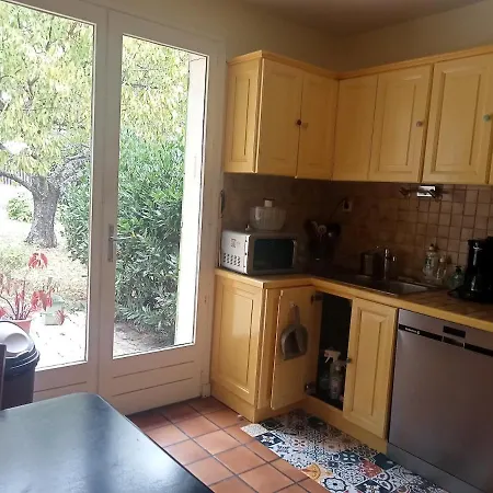 Prázdninový dům Charmante Maison Pres De La Foret De Chataigniers Ceyrat