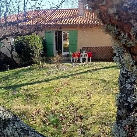 Prázdninový dům Charmante Maison Pres De La Foret De Chataigniers Ceyrat